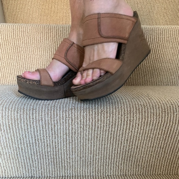 OTOT wedge heels - Picture 2 of 7